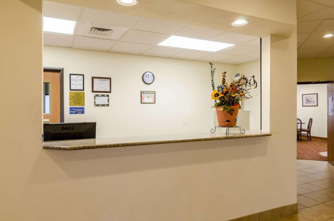 | Rodeway Inn & Suites Hoisington