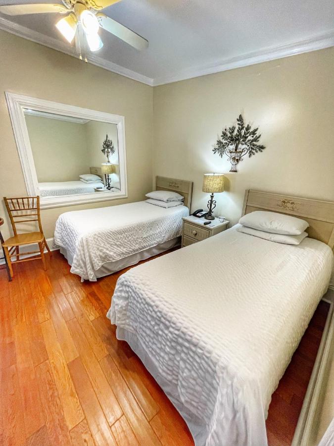  | The Casablanca Hotel