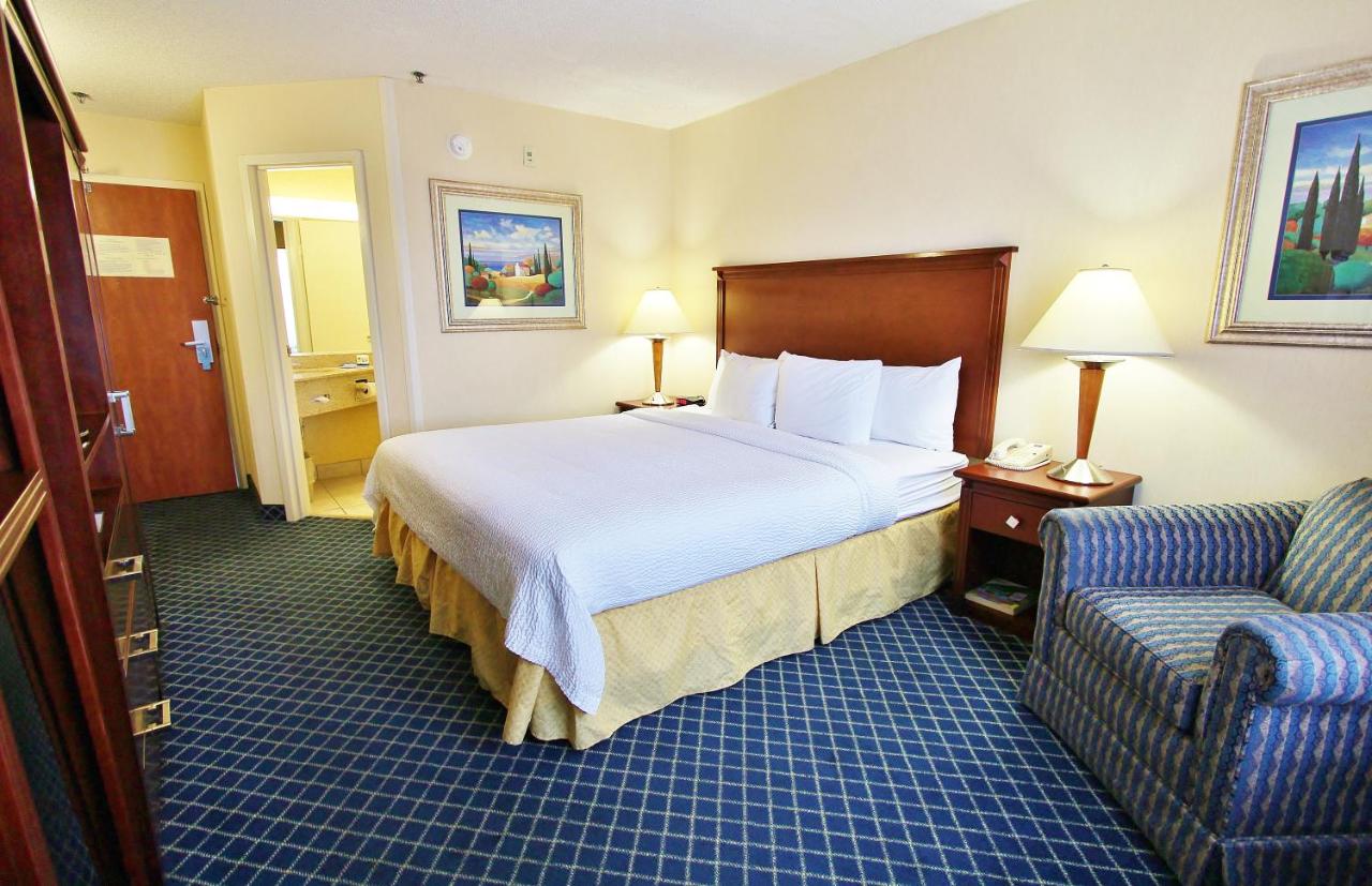 King Room - Mobility Access/Non-Smoking at Baymont by Wyndham Flagstaff