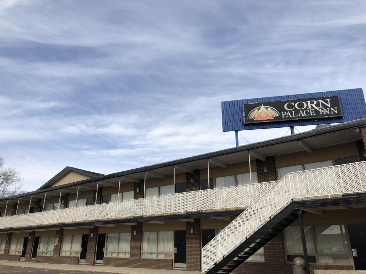  | Corn Palace Inn
