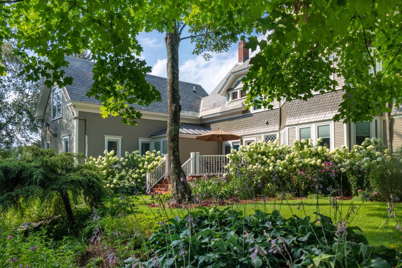 | Sinclair Inn Bed & Breakfast