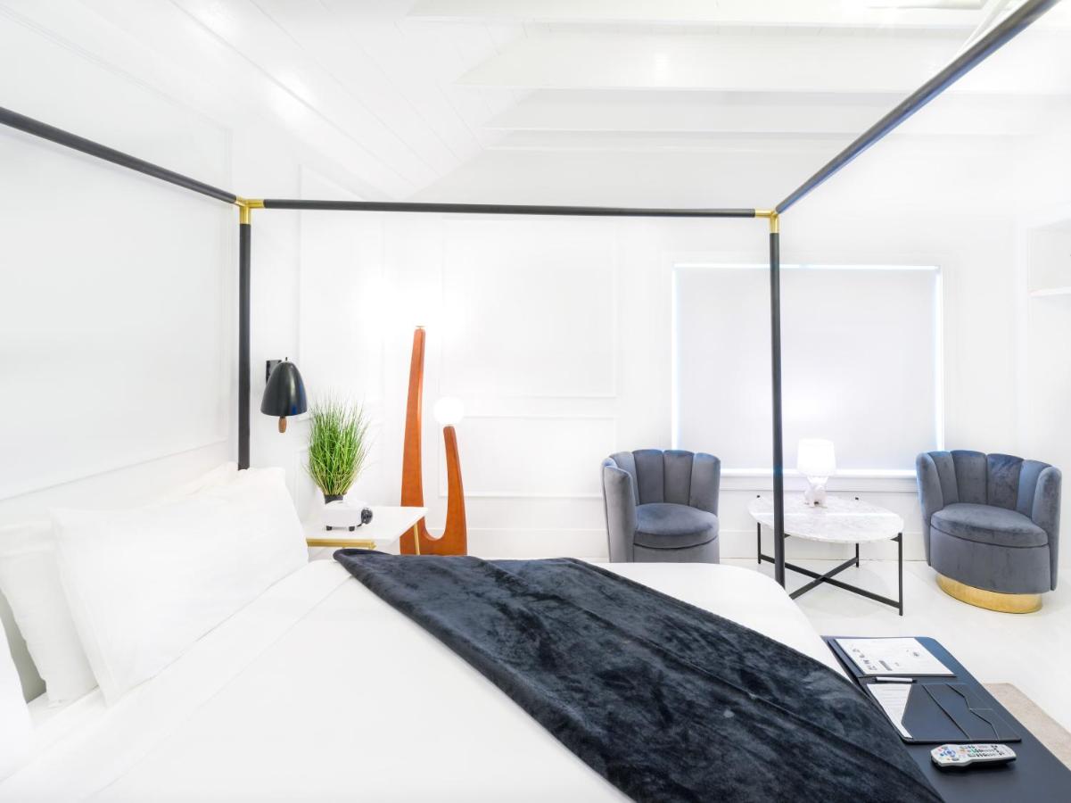 | American Beech Hotel