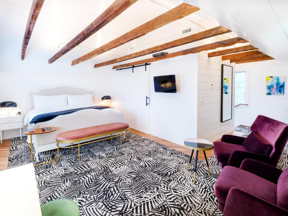 | American Beech Hotel