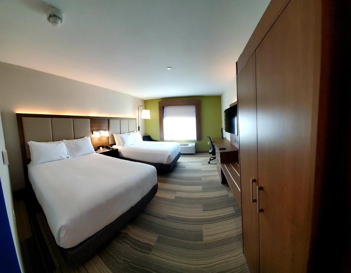 | Holiday Inn Express - Wells-Ogunquit-Kennebunk, an IHG Hotel