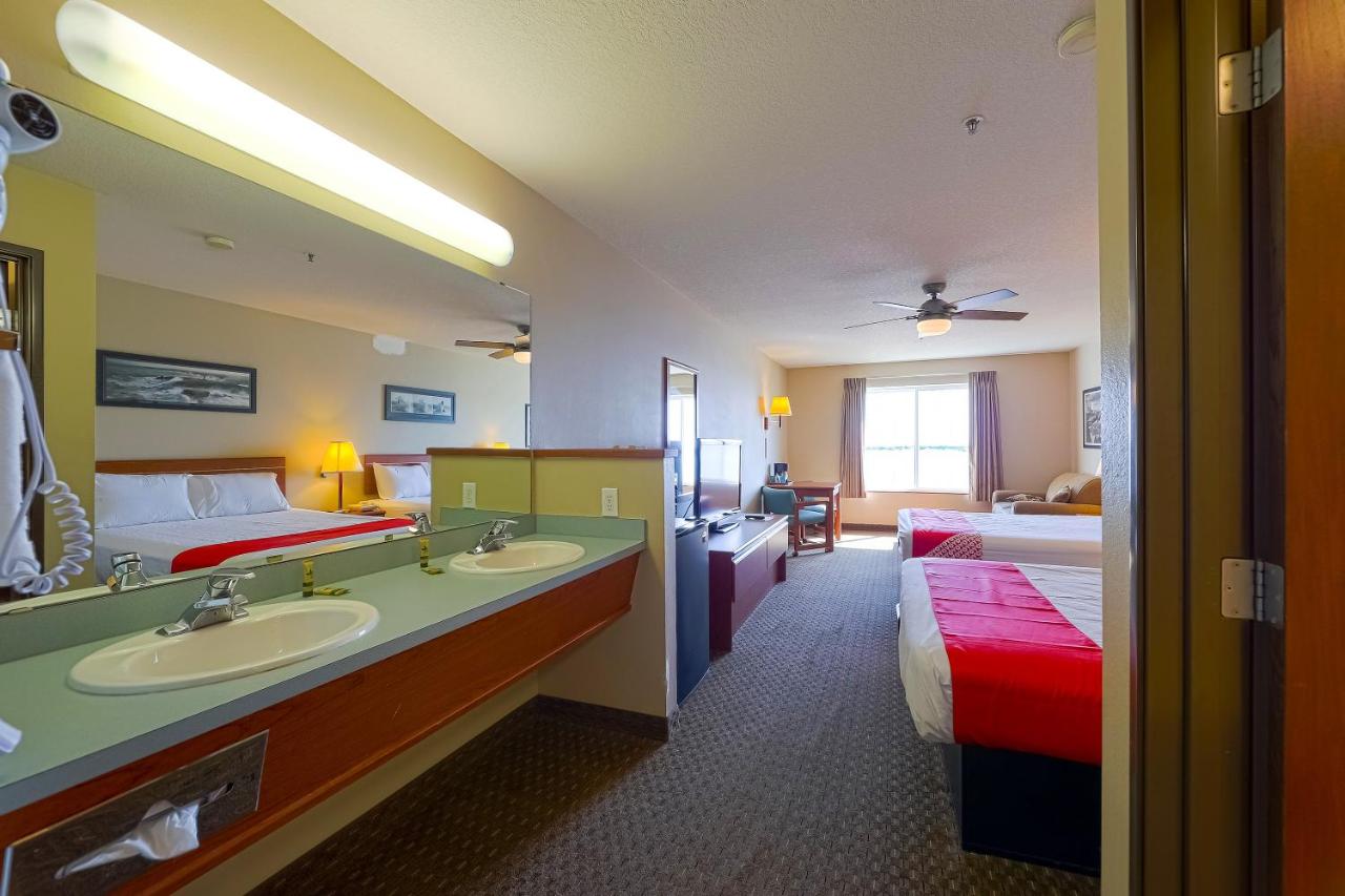  | Siletz Bay Beachfront Hotel by OYO Lincoln City
