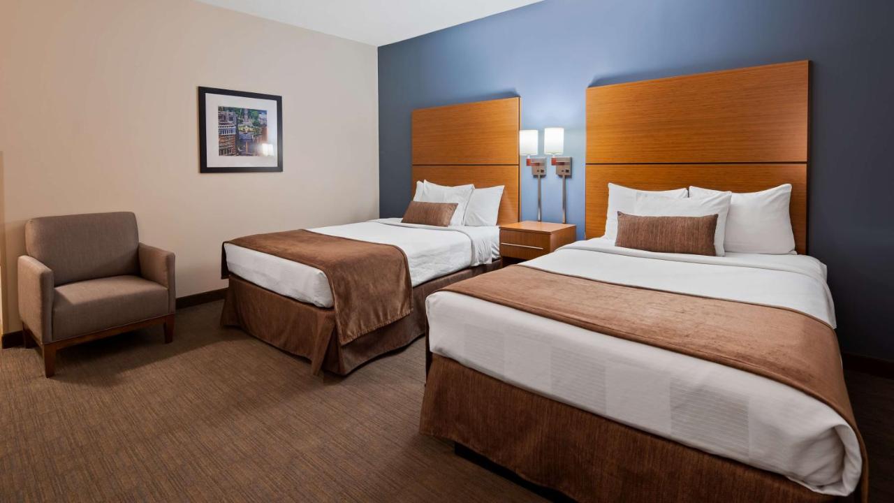  | Best Western Plus Philadelphia Convention Center Hotel