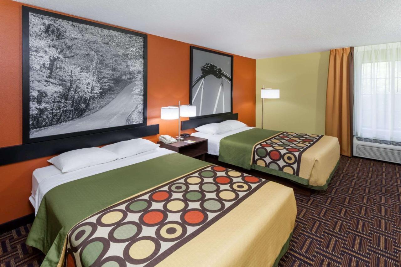| Super 8 by Wyndham Rochester