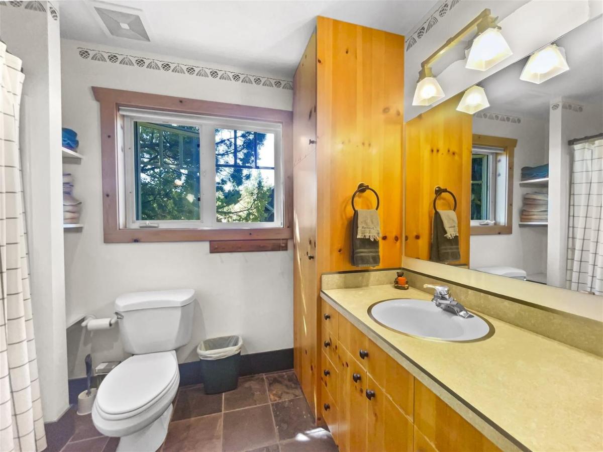 | Sisters Chalet