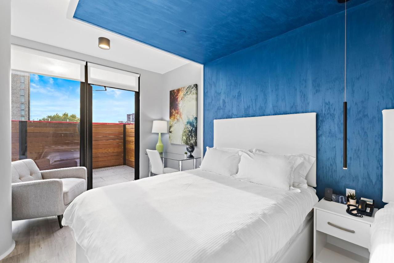 Deluxe Queen Suite with Two Queen Beds, Balcony, Non-Smoking at Global Luxury Suites at The Arches