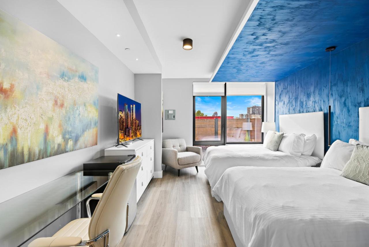 Deluxe Double Suite with Two Double Beds, Non-Smoking at Global Luxury Suites at The Arches