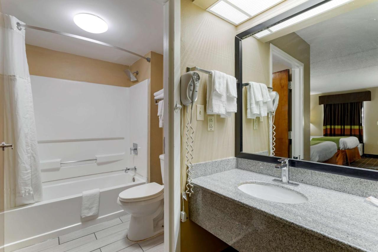 Queen Room with Two Queen Beds - Non-Smoking at SureStay Hotel by Best Western Lenoir City