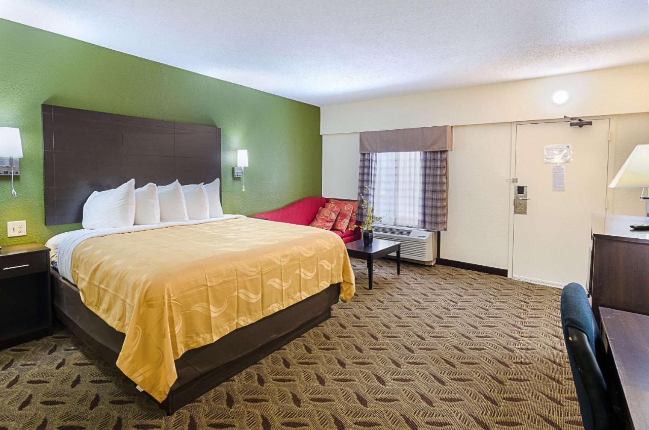 Standard King Room - Non-Smoking  at Quality Inn Tanglewood