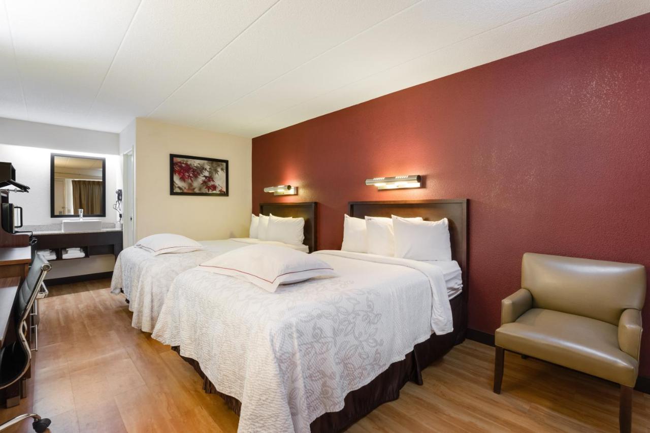 Premium Room with Two Double Beds Smoke Free (Upgraded Bedding & Snack) at Super 8 by Wyndham Deerfield/Northbrook