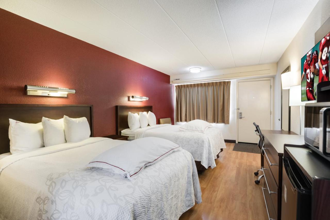 Premium Room with Two Double Beds Smoke Free (Upgraded Bedding & Snack) at Super 8 by Wyndham Deerfield/Northbrook