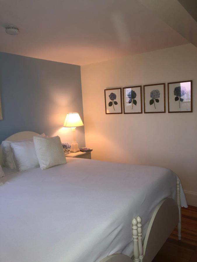 | Cliff Lodge