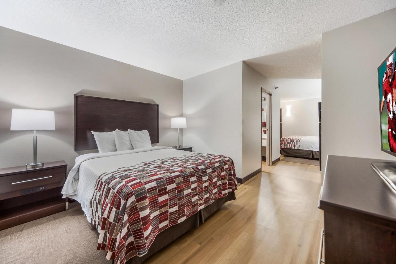 Suite with Two Queen Beds Smoke Free at Red Roof Inn & Suites Omaha - Council Bluffs