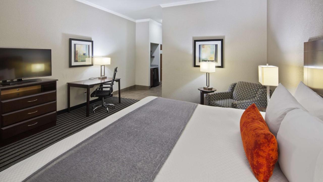  | Best Western Plus Austin Airport Inn & Suites