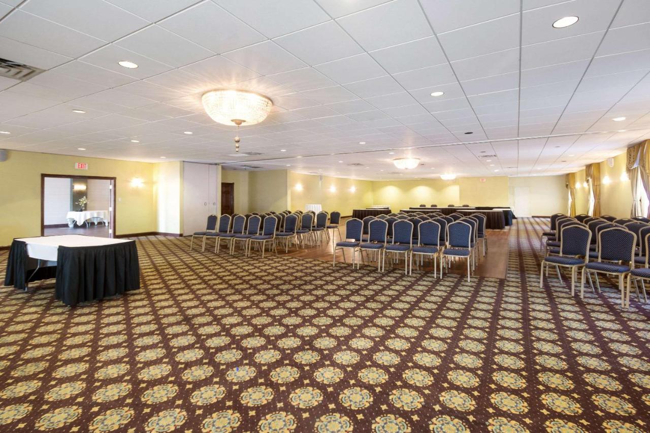  | Exton Hotel and Conference Center