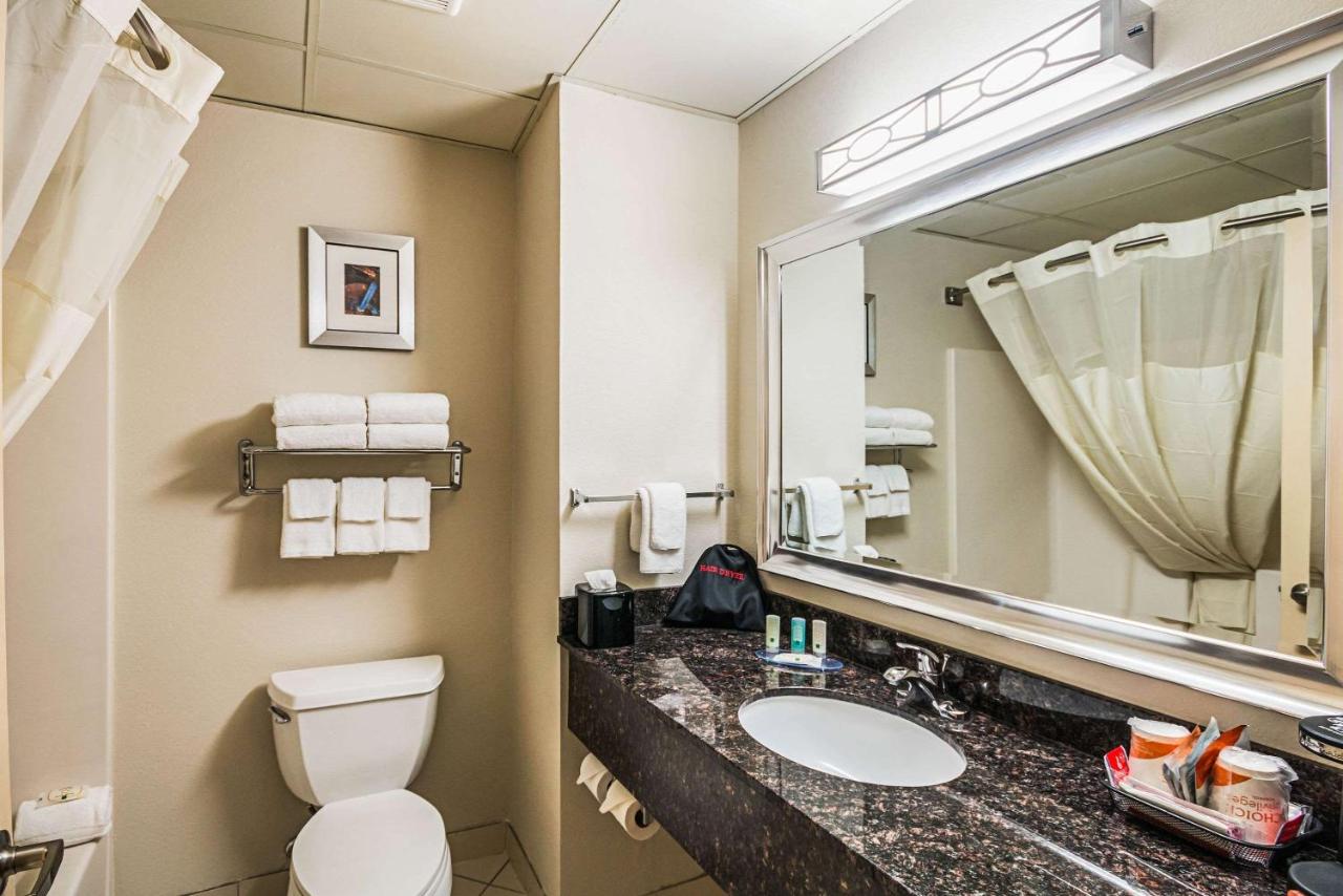 Double Room with Two Double Beds - Non-Smoking at Quality Inn Berea