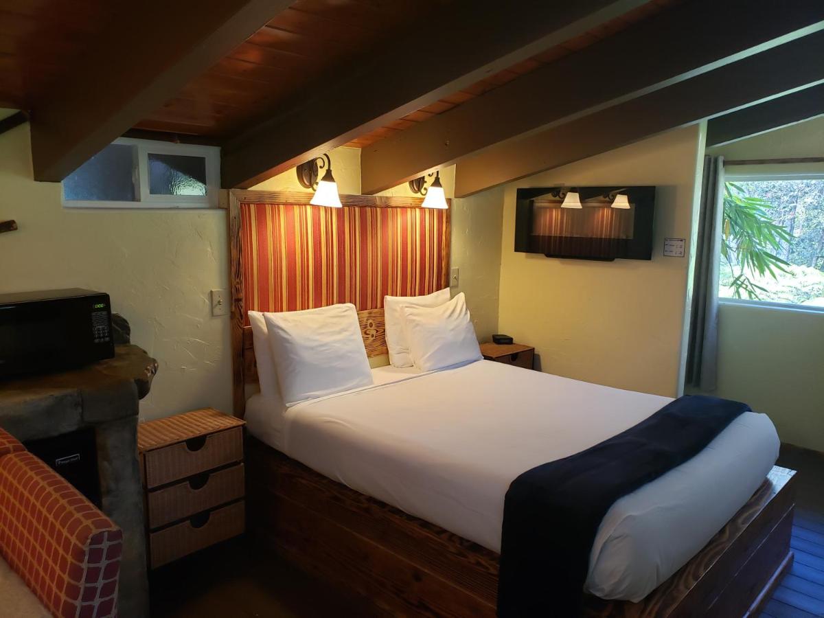 | Chalet Kilauea