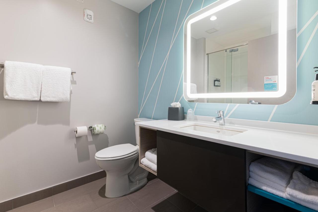 | avid hotels - Summerville, an IHG Hotel