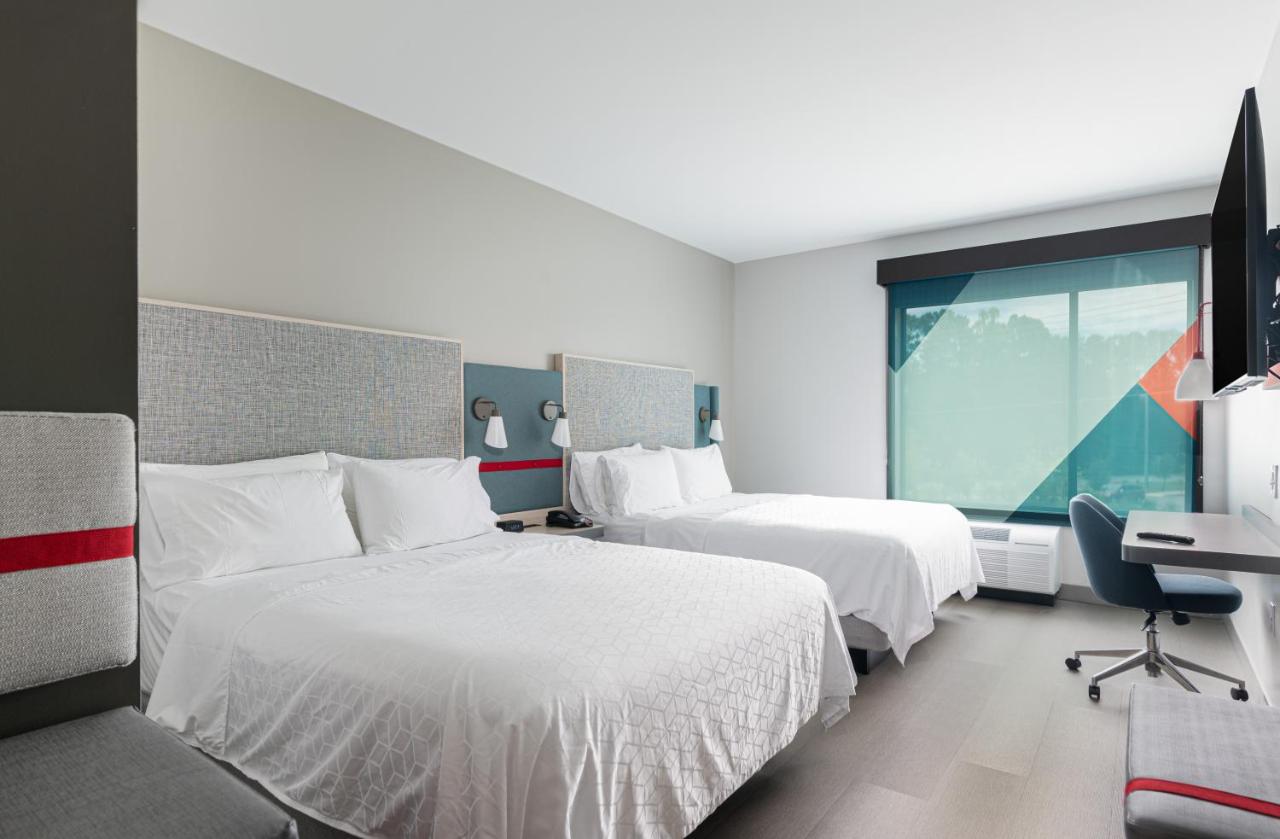 | avid hotels - Summerville, an IHG Hotel
