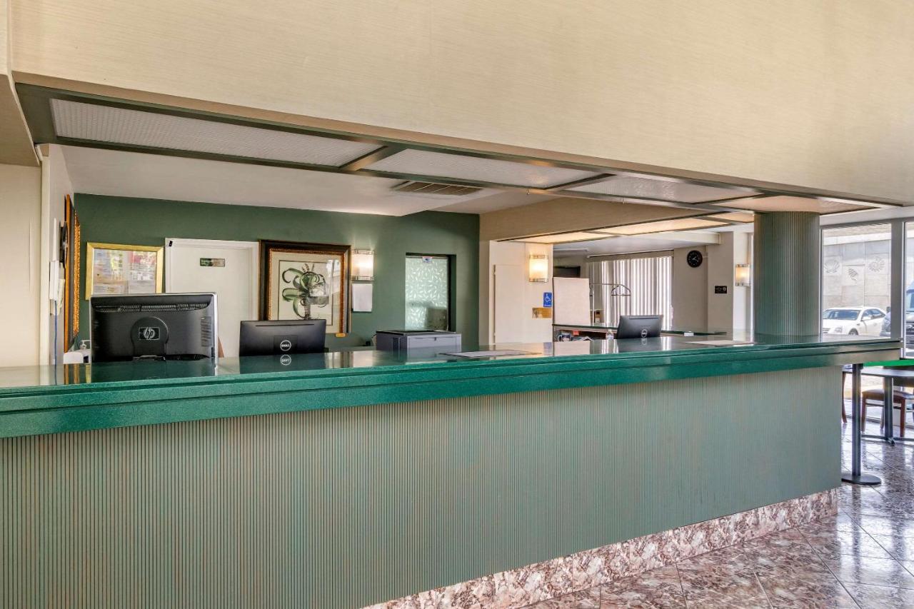  | Rodeway Inn Central Clearwater Beach