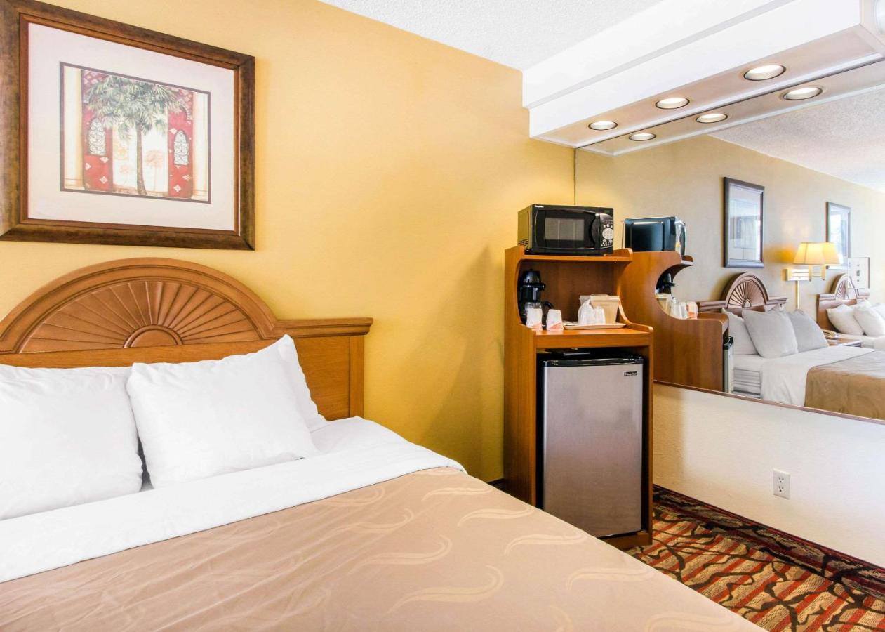  | Rodeway Inn Central Clearwater Beach