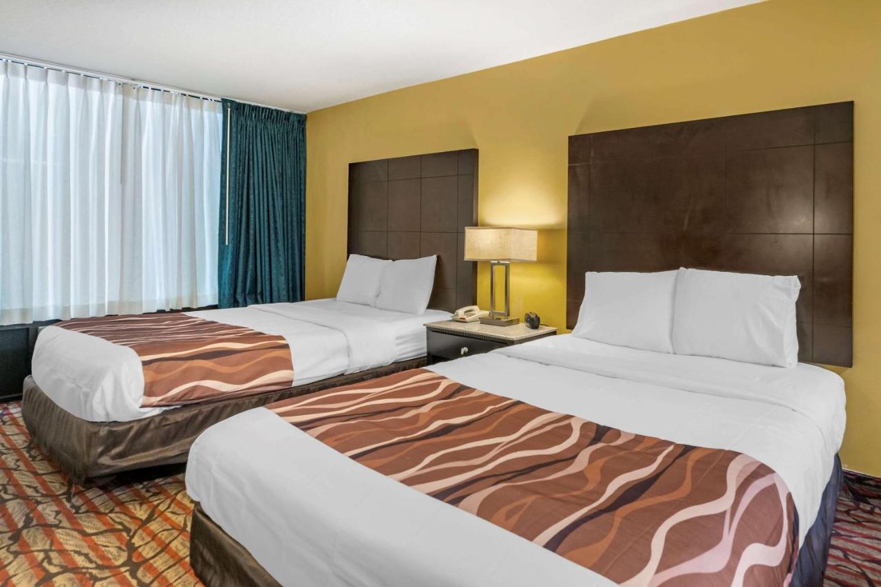  | Rodeway Inn Central Clearwater Beach