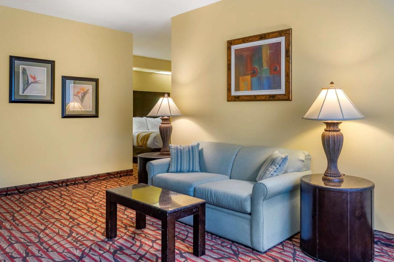  | Rodeway Inn Central Clearwater Beach