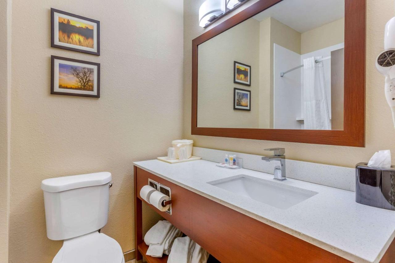 Queen Room with Two Queen Beds - Non-Smoking at Comfort Inn Rockford near Casino District