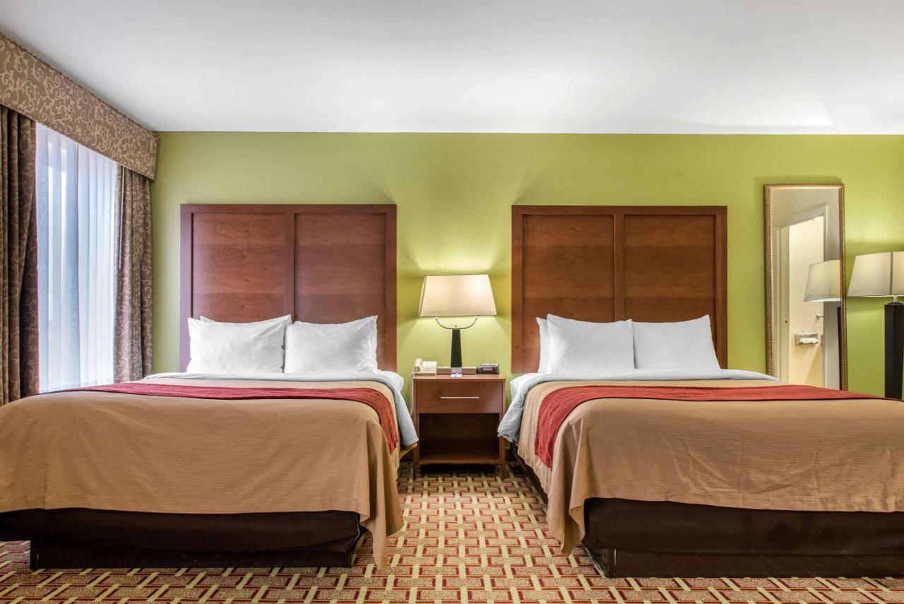| Quality Inn Jacksonville near I-72