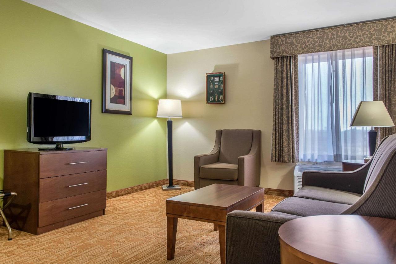| Quality Inn Jacksonville near I-72