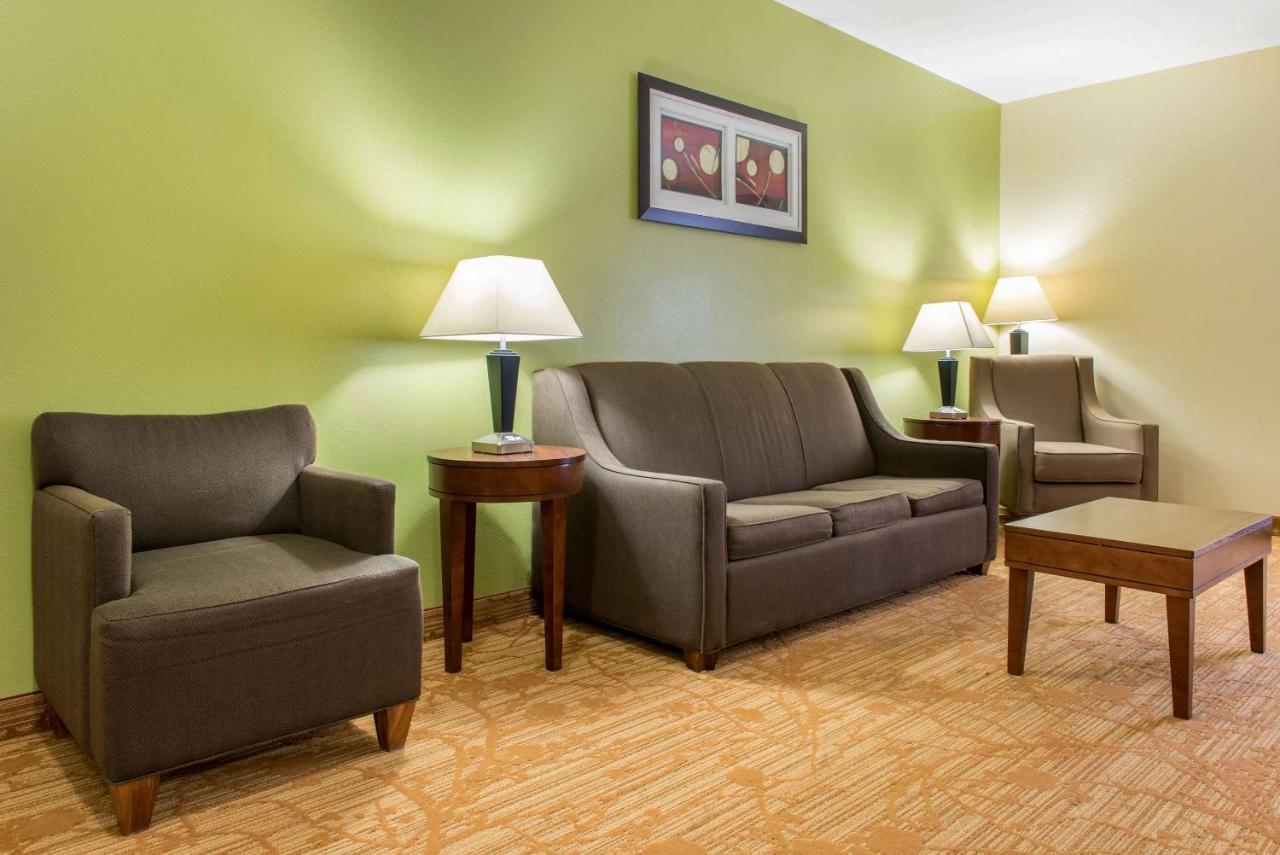 | Quality Inn Jacksonville near I-72