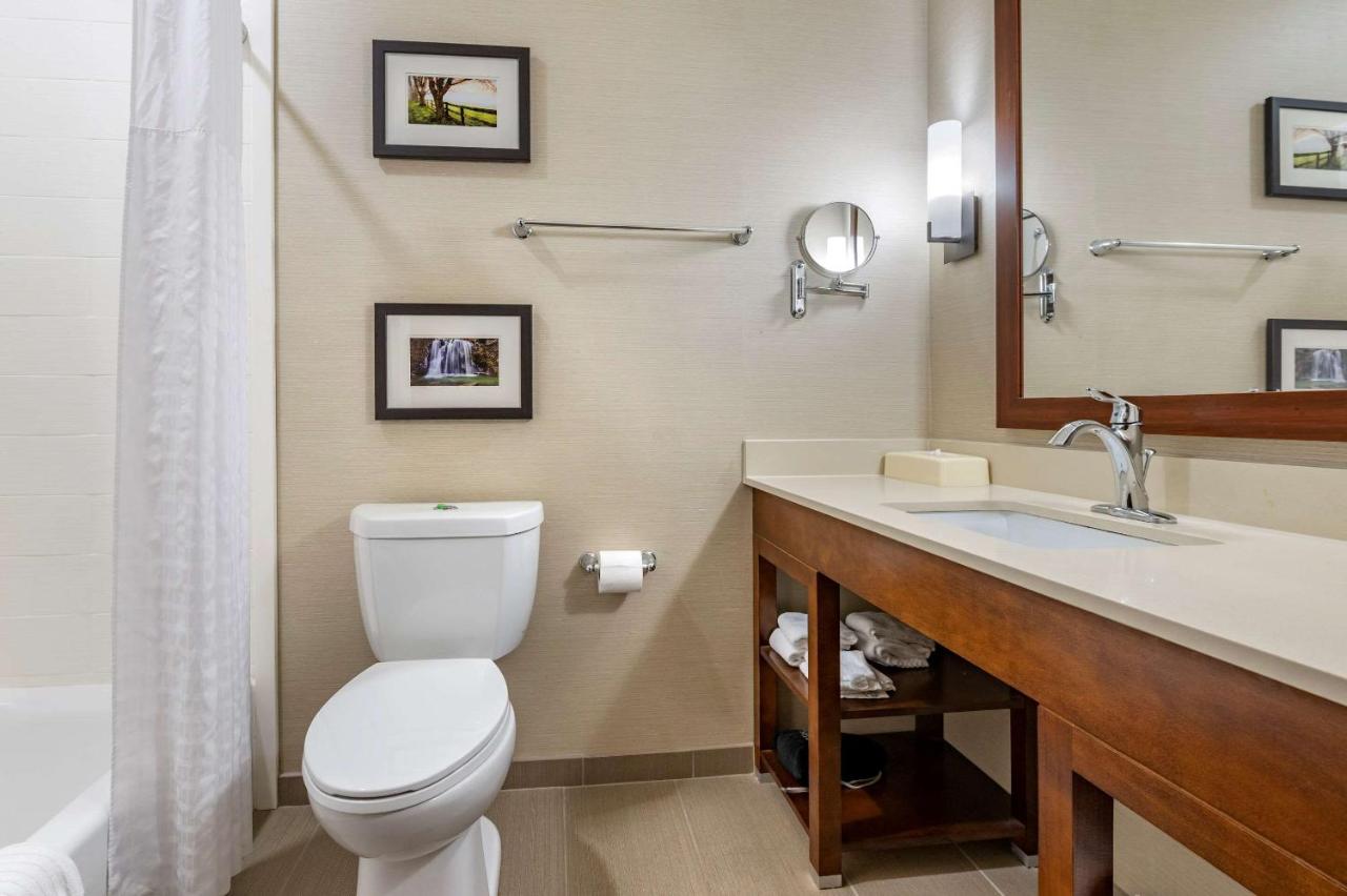 Queen Room with Two Queen Beds - Non-Smoking at Comfort Suites Columbus Airport