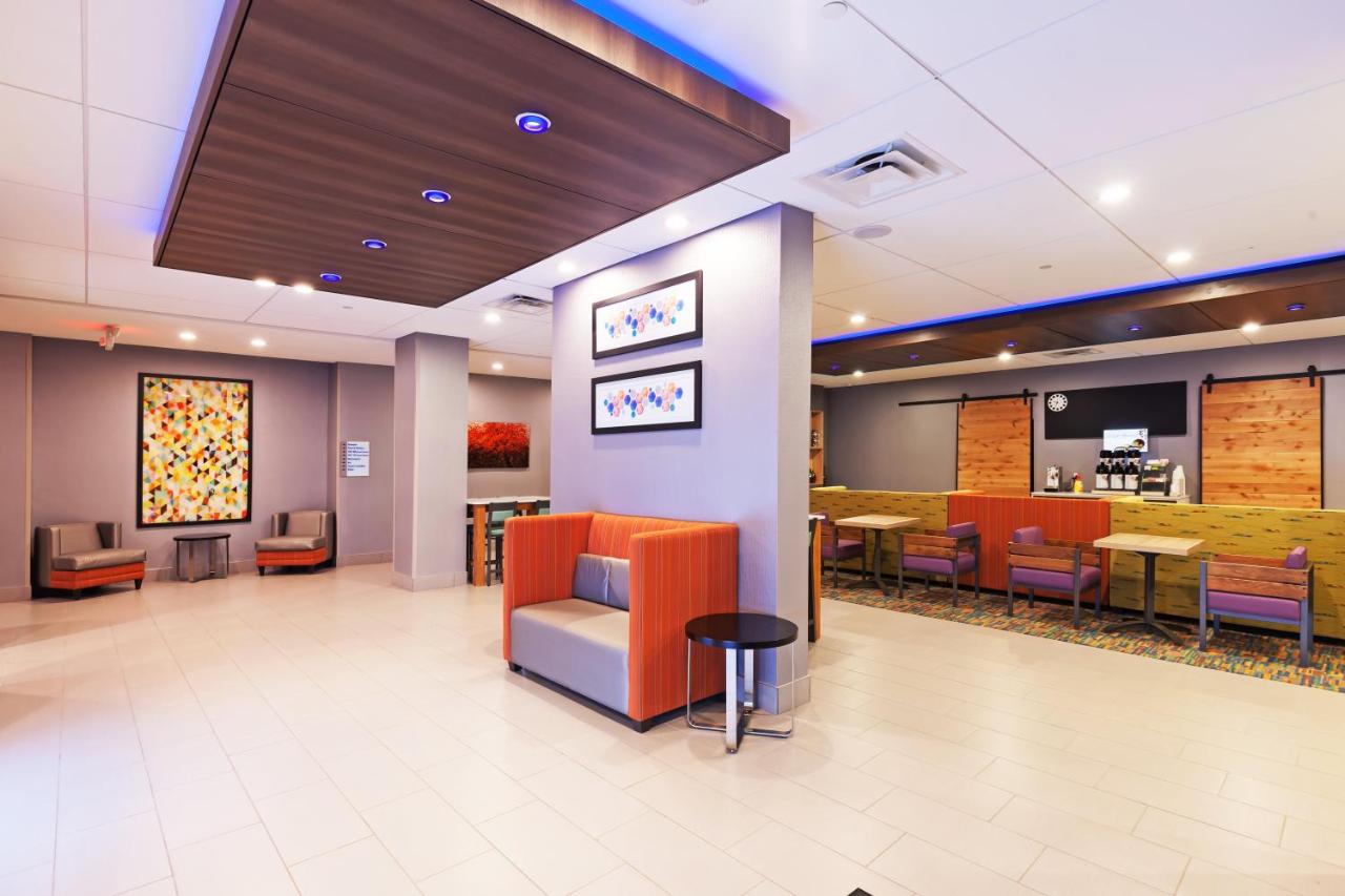 | Holiday Inn Express & Suites Perryton, an IHG Hotel