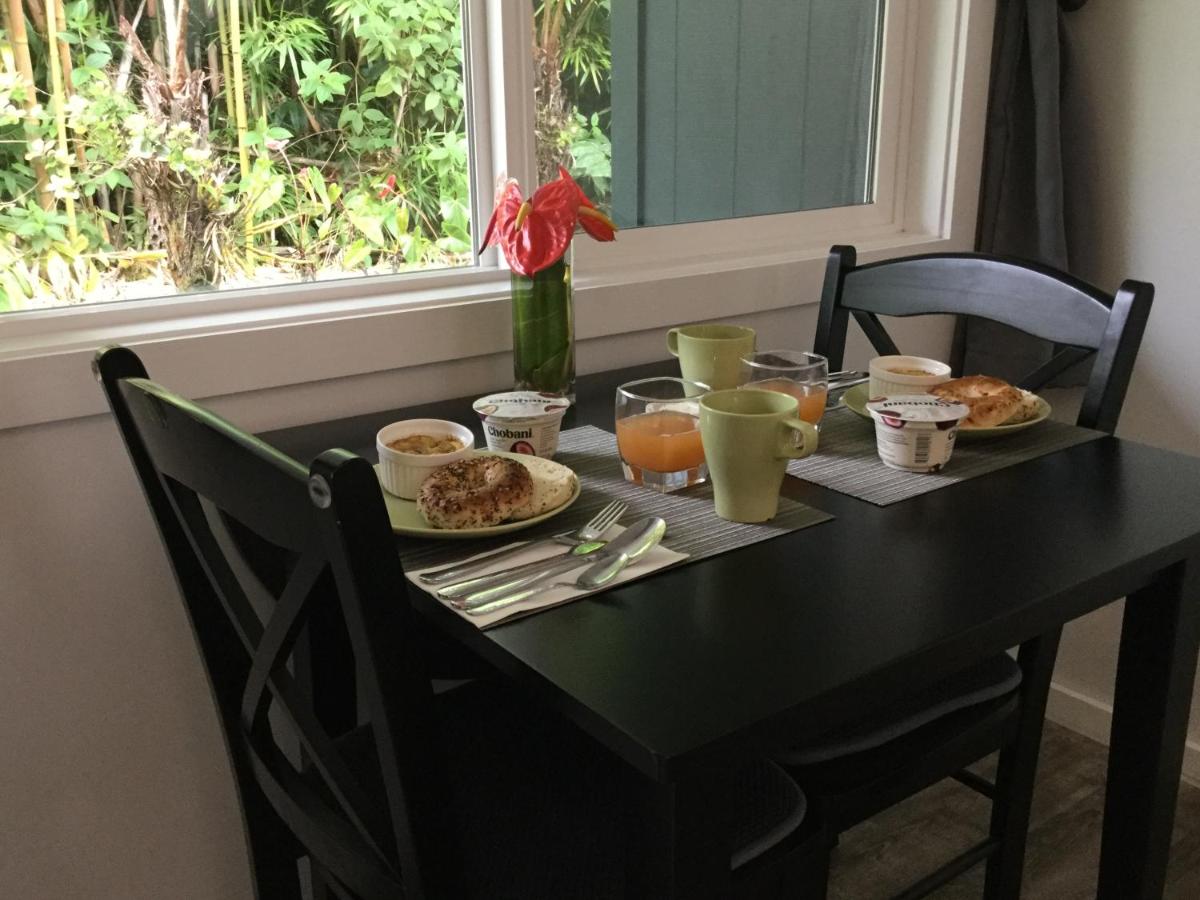 | Hale 'Ohu Bed & Breakfast