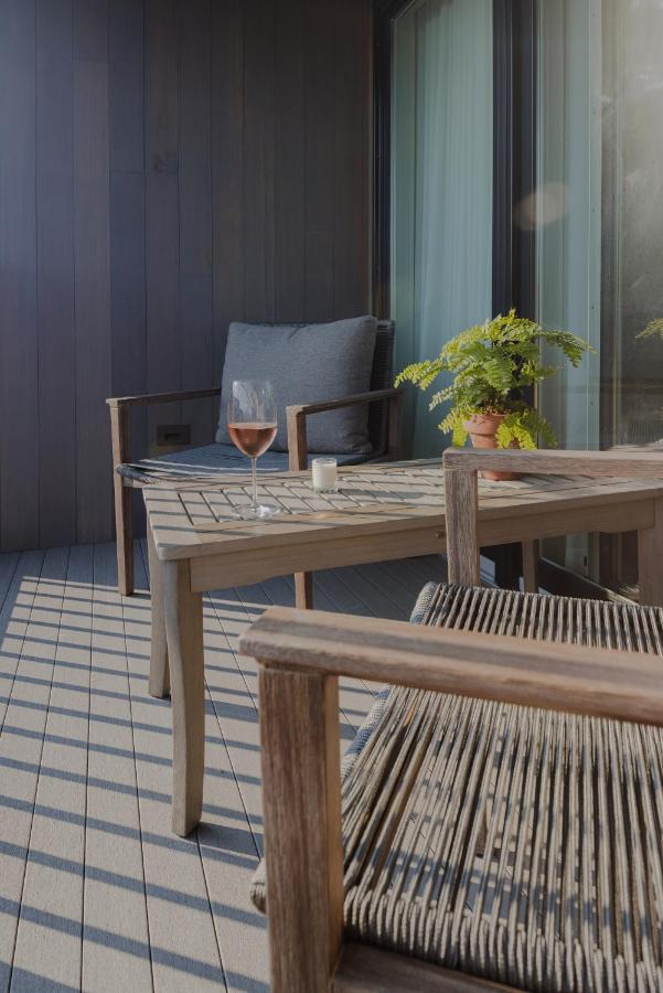 | The Shoals Suites & Slips