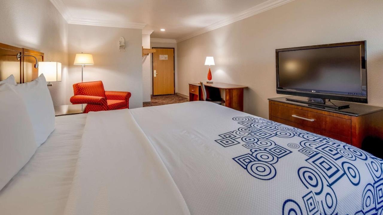  | SureStay Plus Hotel by Best Western Ft Worth Benbrook