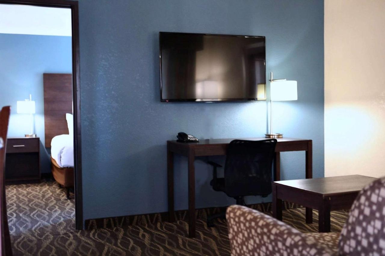  | Best Western InnSuites Tucson Foothills Hotel & Suites