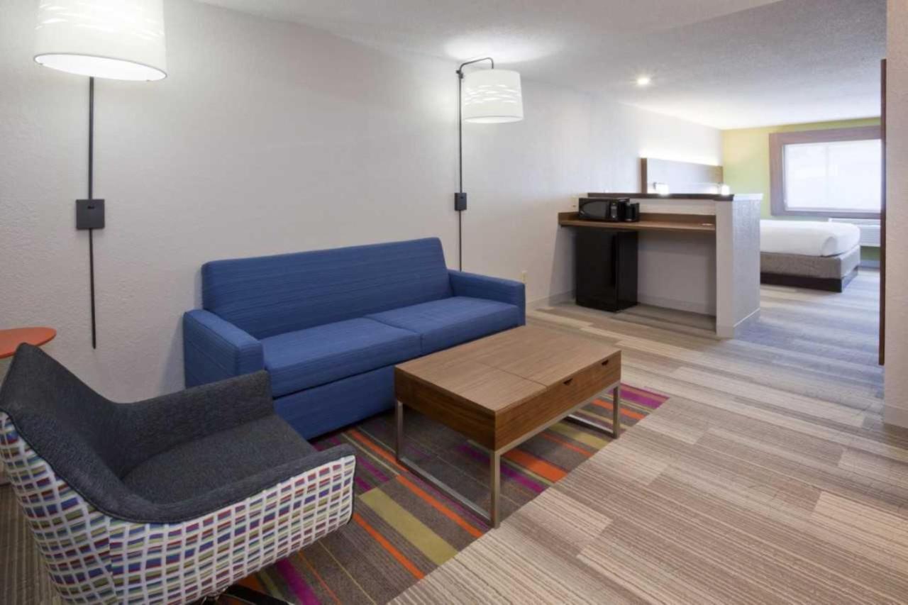  | Holiday Inn Express Hotel & Suites Minneapolis-Golden Valley, an IHG Hotel