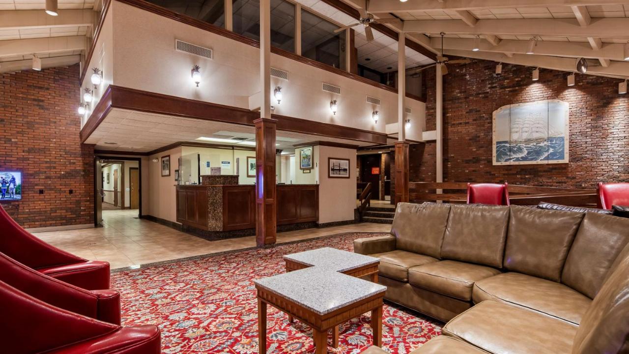 | Best Western Plus Portsmouth Hotel & Suites