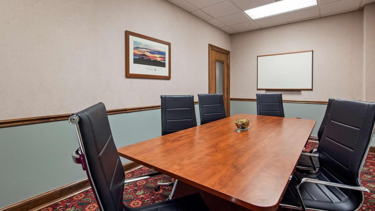 | Best Western Plus Portsmouth Hotel & Suites