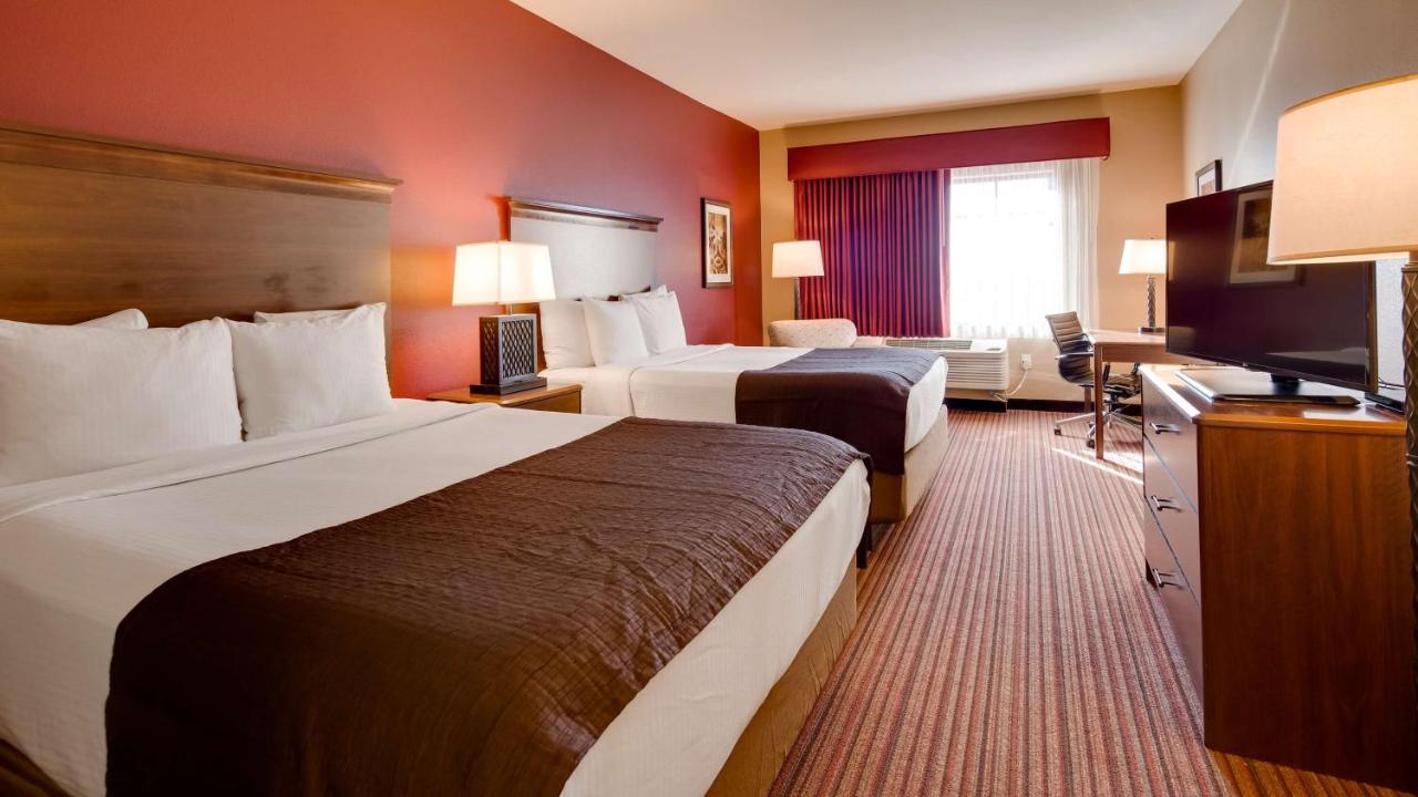  | Best Western Plus Chandler Hotel & Suites