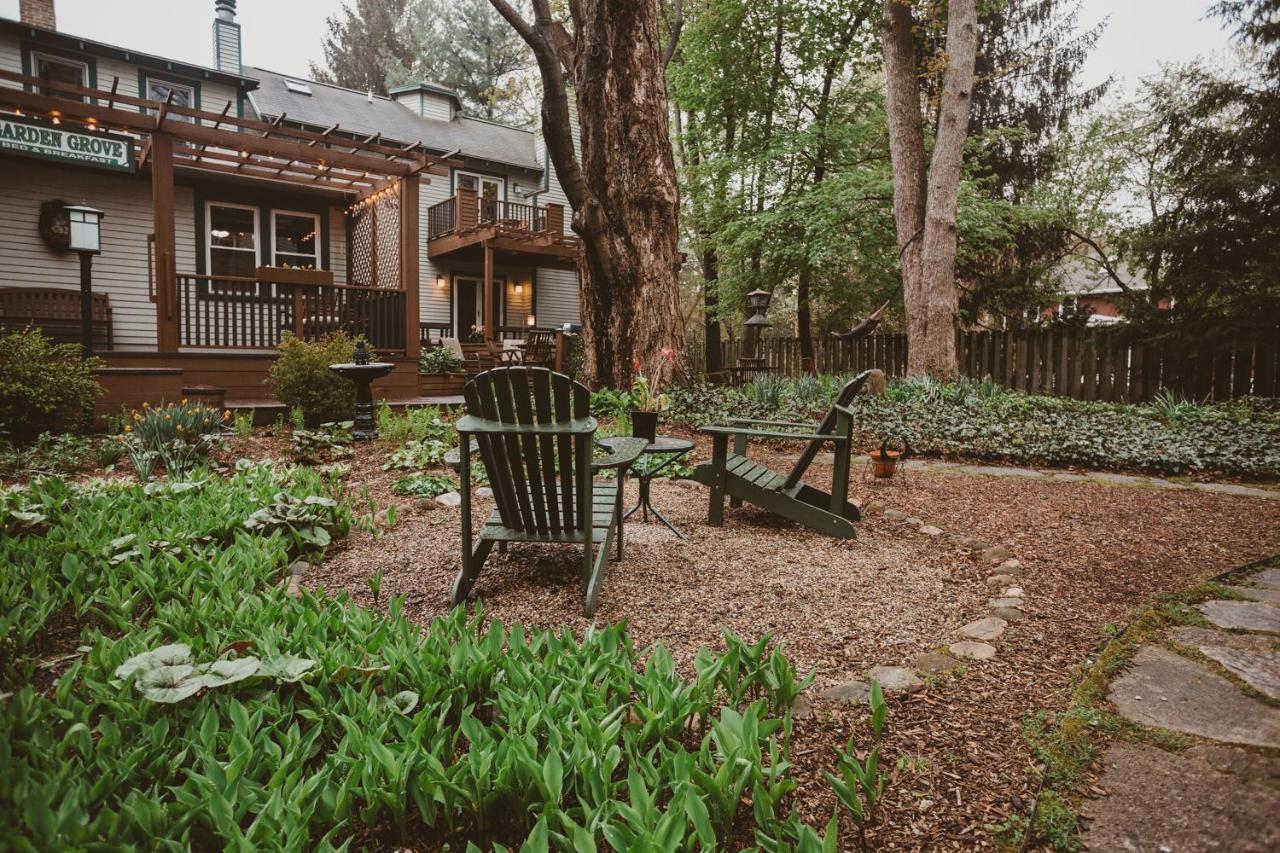| Garden Grove Inn Bed and Breakfast