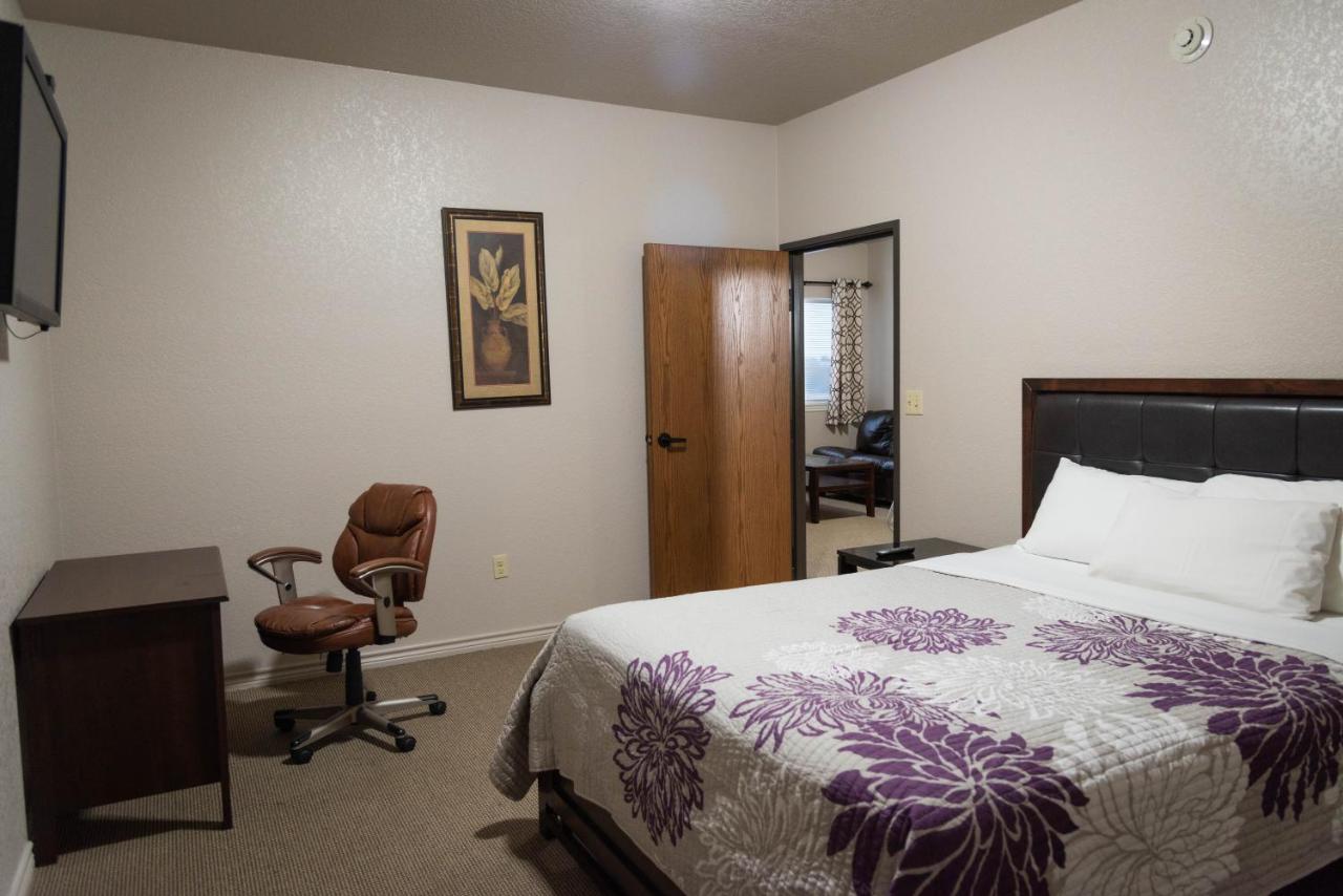 Two-Bedroom Suite at Premium Inn and Suites