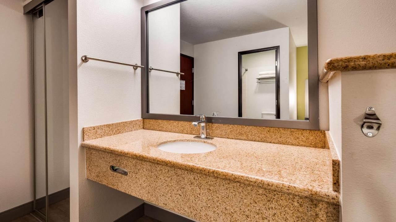 | Best Western Sandy Inn