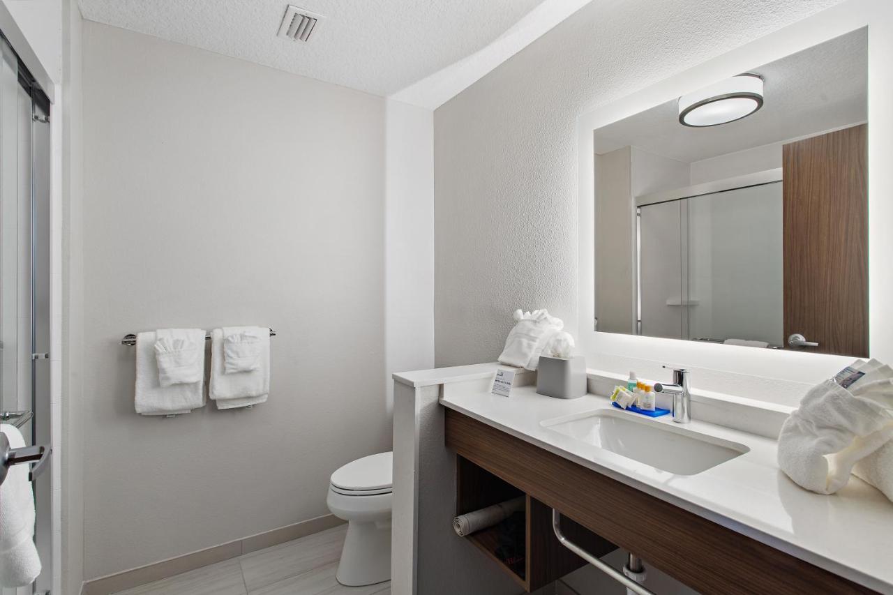 Standard Room at Holiday Inn Express St. Augustine - Vilano Beach by IHG