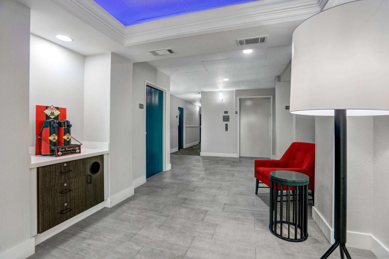 | Motel 6-Weatherford, TX