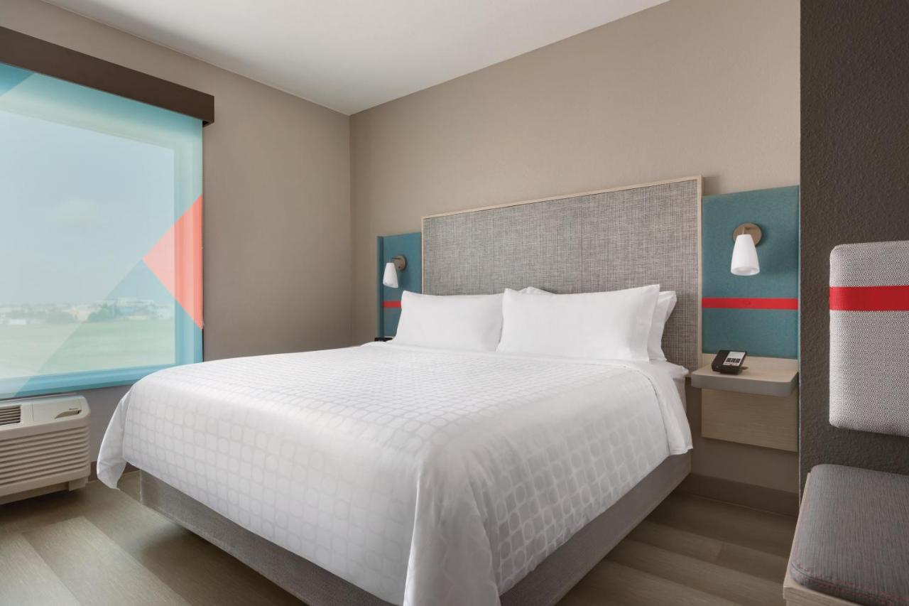 | avid hotels - Ocala Downtown, an IHG Hotel